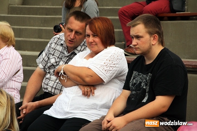 Zdjęcie w galerii na portalu naszwodzislaw.com: Czytali Quo vadis w Rodzinnym Parku Rozrywki wiadomości z regionu