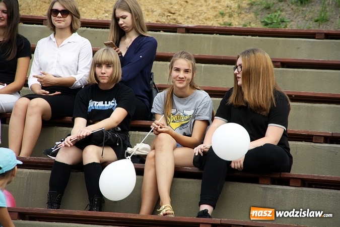 Zdjęcie w galerii na portalu naszwodzislaw.com: Czytali Quo vadis w Rodzinnym Parku Rozrywki wiadomości z regionu