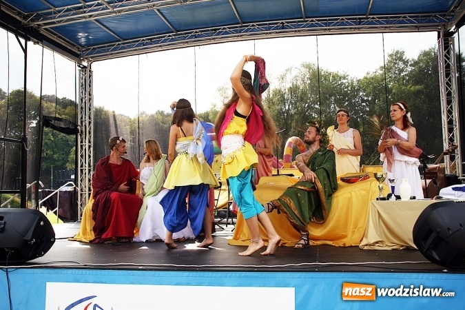 Zdjęcie w galerii na portalu naszwodzislaw.com: Czytali Quo vadis w Rodzinnym Parku Rozrywki wiadomości z regionu