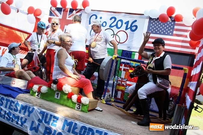 Zdjęcie w galerii na portalu naszwodzislaw.com: Przez Wodzisław do Mszany, czyli mszańscy rolnicy dziękują za tegoroczne żniwa  wiadomości z regionu