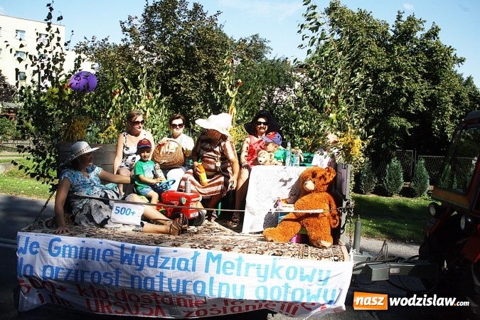 Zdjęcie w galerii na portalu naszwodzislaw.com: Przez Wodzisław do Mszany, czyli mszańscy rolnicy dziękują za tegoroczne żniwa  wiadomości z regionu