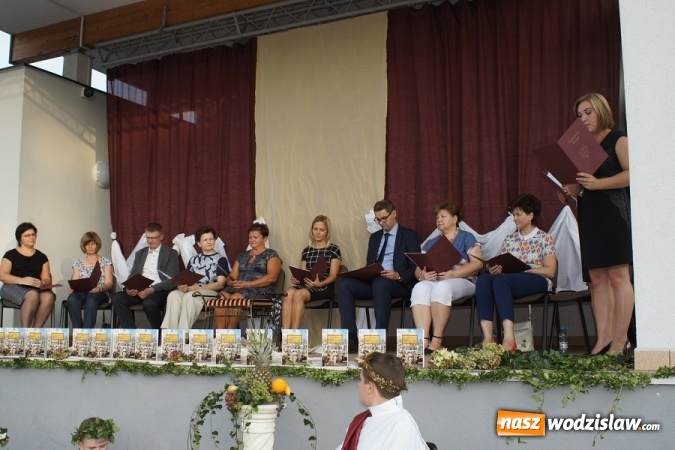 Zdjęcie w galerii na portalu naszwodzislaw.com: Narodowe Czytanie 