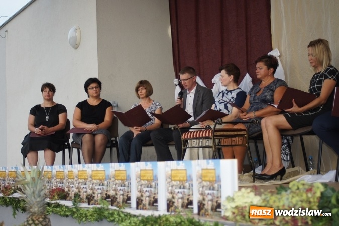 Zdjęcie w galerii na portalu naszwodzislaw.com: Narodowe Czytanie 