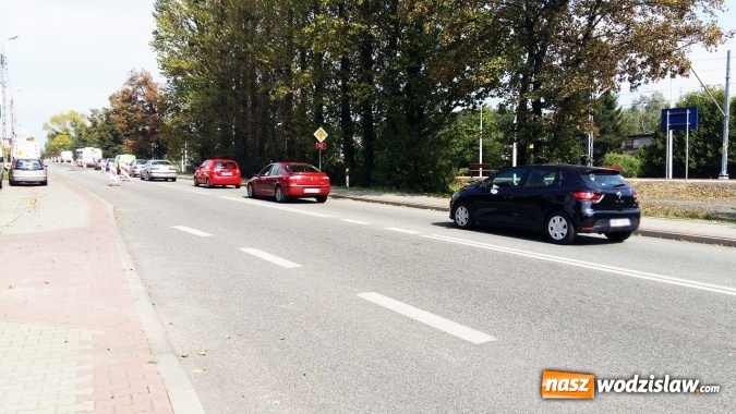 Zdjęcie w galerii na portalu naszwodzislaw.com: Uwaga kierowcy! Utrudnienia na Rybnickiej  wiadomości z regionu