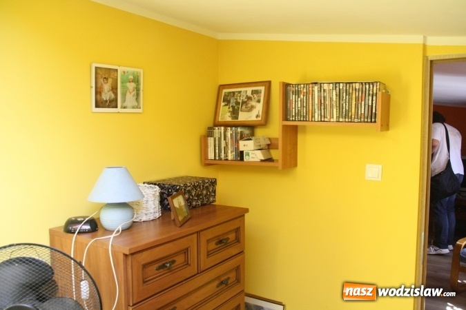 Zdjęcie w galerii na portalu naszwodzislaw.com: W pożarze stracili dorobek swego życia. Mogli jednak liczyć na pomoc życzliwych ludzi wiadomości z regionu