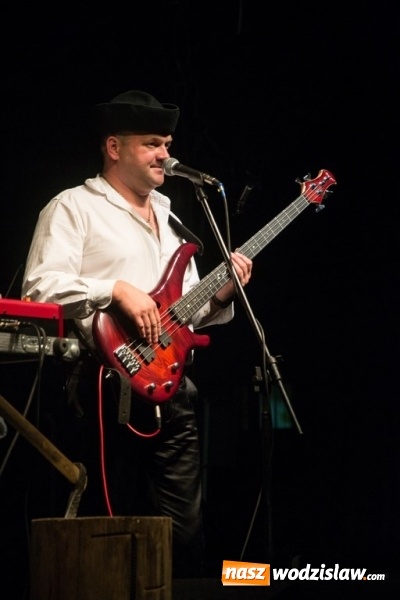 Zdjęcie w galerii na portalu naszwodzislaw.com: Radlin: Pożegnali lato. Zespół Baciary na finał wydarzenia wiadomości z regionu