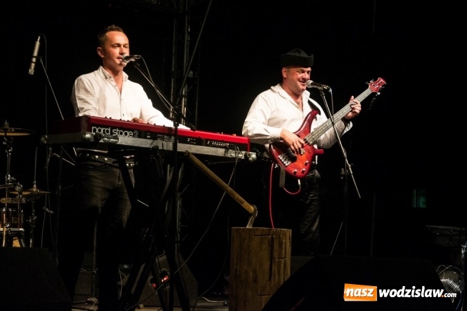 Zdjęcie w galerii na portalu naszwodzislaw.com: Radlin: Pożegnali lato. Zespół Baciary na finał wydarzenia wiadomości z regionu