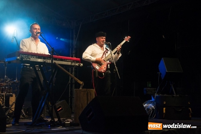 Zdjęcie w galerii na portalu naszwodzislaw.com: Radlin: Pożegnali lato. Zespół Baciary na finał wydarzenia wiadomości z regionu