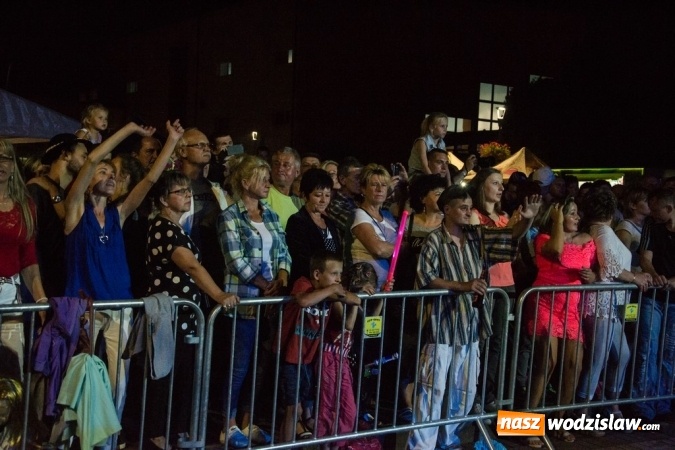 Zdjęcie w galerii na portalu naszwodzislaw.com: Radlin: Pożegnali lato. Zespół Baciary na finał wydarzenia wiadomości z regionu