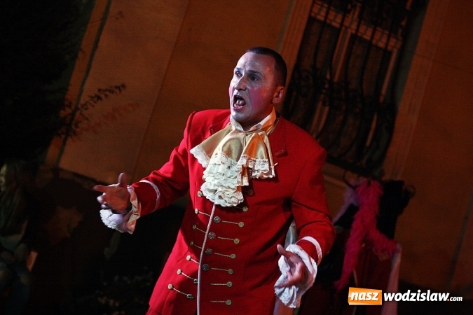 Zdjęcie w galerii na portalu naszwodzislaw.com: III Wodzisławska Noc Teatr&oacute;w za nami wiadomości z regionu