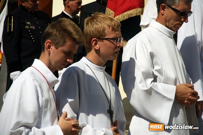 Zdjęcie w galerii na portalu naszwodzislaw.com: Tłumy wiernych na uroczystościach odpustowych w Pszowie wiadomości z regionu