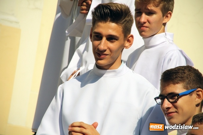 Zdjęcie w galerii na portalu naszwodzislaw.com: Tłumy wiernych na uroczystościach odpustowych w Pszowie wiadomości z regionu