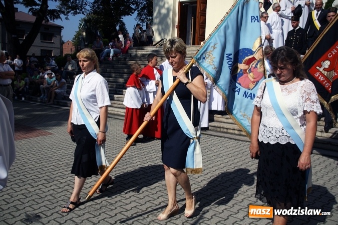 Zdjęcie w galerii na portalu naszwodzislaw.com: Tłumy wiernych na uroczystościach odpustowych w Pszowie wiadomości z regionu