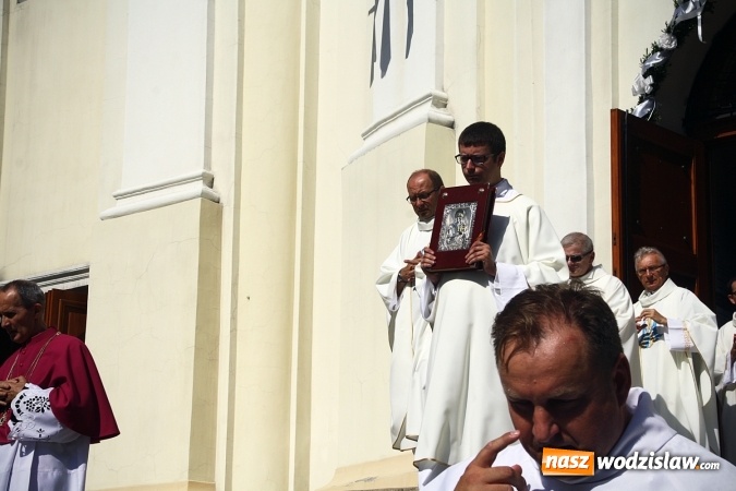 Zdjęcie w galerii na portalu naszwodzislaw.com: Tłumy wiernych na uroczystościach odpustowych w Pszowie wiadomości z regionu