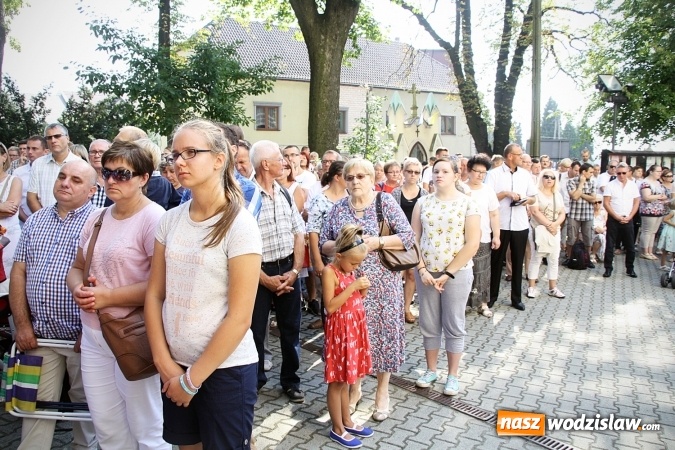 Zdjęcie w galerii na portalu naszwodzislaw.com: Tłumy wiernych na uroczystościach odpustowych w Pszowie wiadomości z regionu