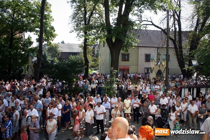 Zdjęcie w galerii na portalu naszwodzislaw.com: Tłumy wiernych na uroczystościach odpustowych w Pszowie wiadomości z regionu