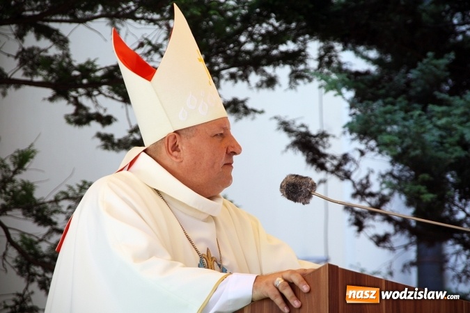 Zdjęcie w galerii na portalu naszwodzislaw.com: Tłumy wiernych na uroczystościach odpustowych w Pszowie wiadomości z regionu