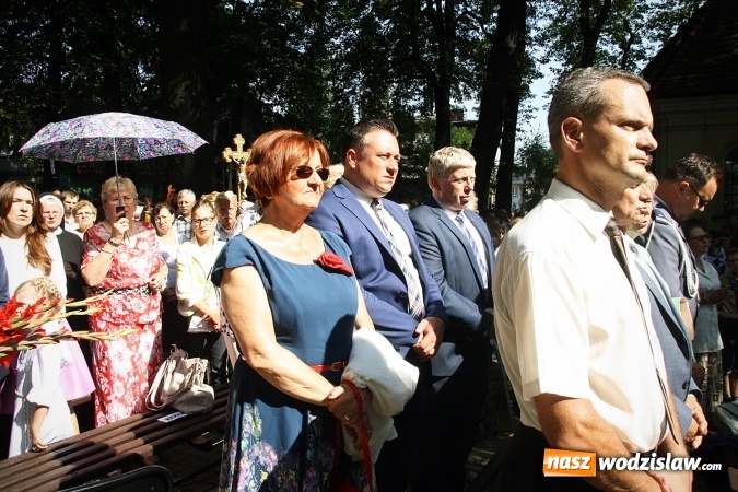 Zdjęcie w galerii na portalu naszwodzislaw.com: Tłumy wiernych na uroczystościach odpustowych w Pszowie wiadomości z regionu