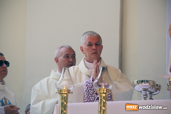 Zdjęcie w galerii na portalu naszwodzislaw.com: Tłumy wiernych na uroczystościach odpustowych w Pszowie wiadomości z regionu