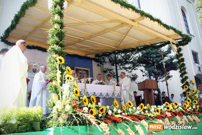 Zdjęcie w galerii na portalu naszwodzislaw.com: Tłumy wiernych na uroczystościach odpustowych w Pszowie wiadomości z regionu