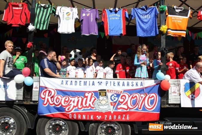 Zdjęcie w galerii na portalu naszwodzislaw.com:  Dożynki 2016. Tak się bawi Lubomia! wiadomości z regionu