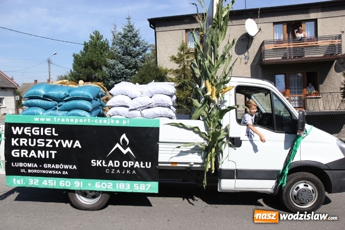 Zdjęcie w galerii na portalu naszwodzislaw.com:  Dożynki 2016. Tak się bawi Lubomia! wiadomości z regionu