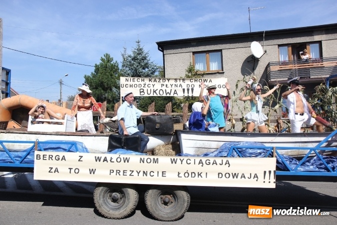 Zdjęcie w galerii na portalu naszwodzislaw.com:  Dożynki 2016. Tak się bawi Lubomia! wiadomości z regionu