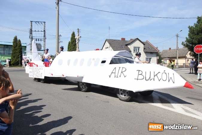 Zdjęcie w galerii na portalu naszwodzislaw.com:  Dożynki 2016. Tak się bawi Lubomia! wiadomości z regionu