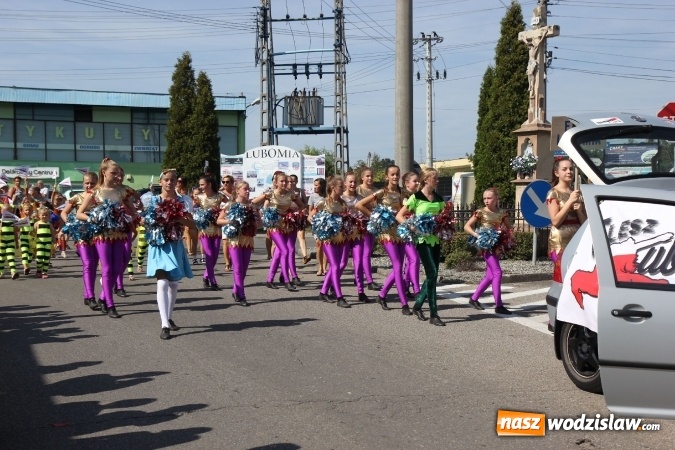 Zdjęcie w galerii na portalu naszwodzislaw.com:  Dożynki 2016. Tak się bawi Lubomia! wiadomości z regionu