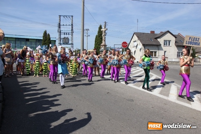 Zdjęcie w galerii na portalu naszwodzislaw.com:  Dożynki 2016. Tak się bawi Lubomia! wiadomości z regionu