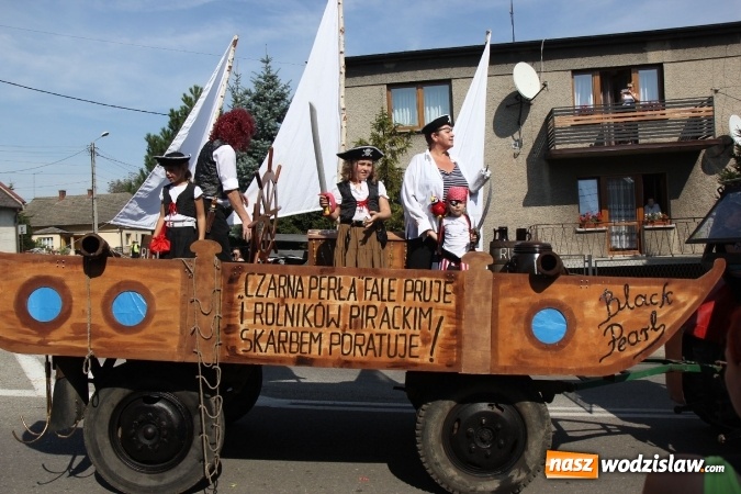 Zdjęcie w galerii na portalu naszwodzislaw.com:  Dożynki 2016. Tak się bawi Lubomia! wiadomości z regionu