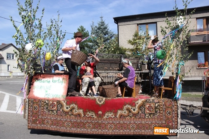 Zdjęcie w galerii na portalu naszwodzislaw.com:  Dożynki 2016. Tak się bawi Lubomia! wiadomości z regionu