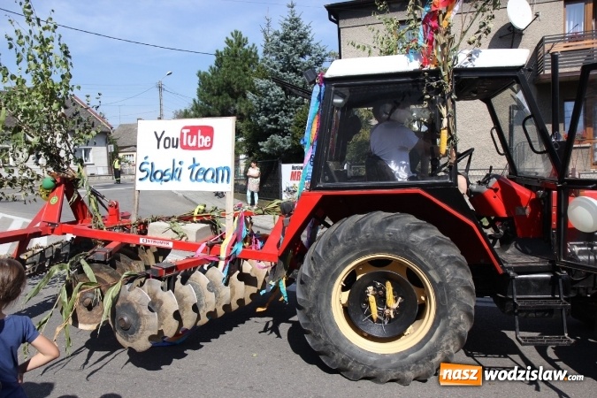 Zdjęcie w galerii na portalu naszwodzislaw.com:  Dożynki 2016. Tak się bawi Lubomia! wiadomości z regionu