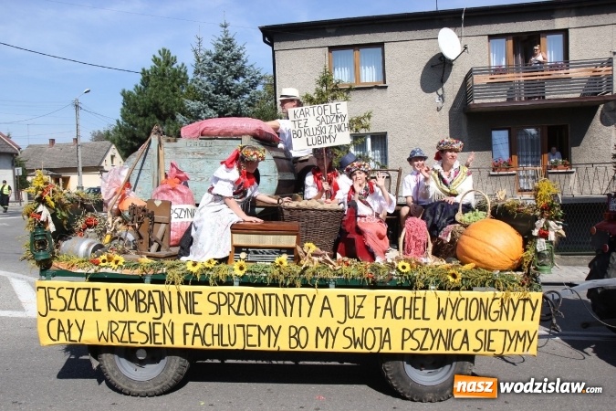 Zdjęcie w galerii na portalu naszwodzislaw.com:  Dożynki 2016. Tak się bawi Lubomia! wiadomości z regionu