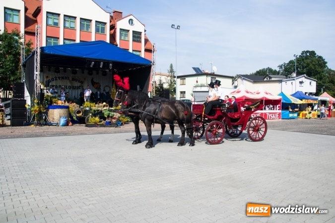 Zdjęcie w galerii na portalu naszwodzislaw.com: Dożynki 2016. Marklowice dziękują za plony wiadomości z regionu