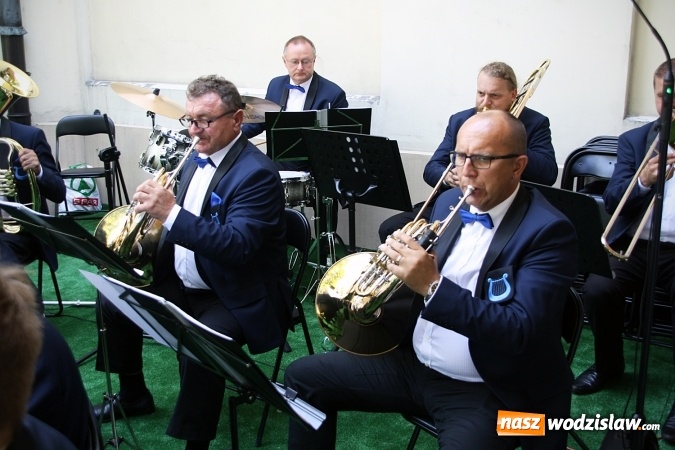 Zdjęcie w galerii na portalu naszwodzislaw.com: Niezwykły koncert z okazji 1050. rocznicy Chrztu Polski  wiadomości z regionu