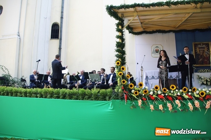 Zdjęcie w galerii na portalu naszwodzislaw.com: Niezwykły koncert z okazji 1050. rocznicy Chrztu Polski  wiadomości z regionu