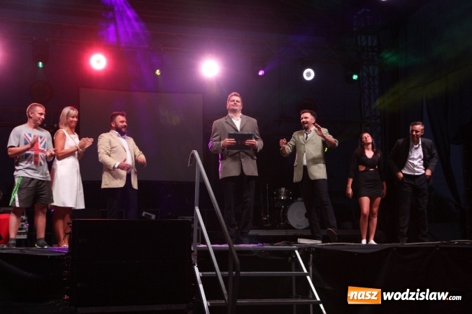 Zdjęcie w galerii na portalu naszwodzislaw.com: Kabaret Młodych Panów bawił publiczność w Lubomi wiadomości z regionu