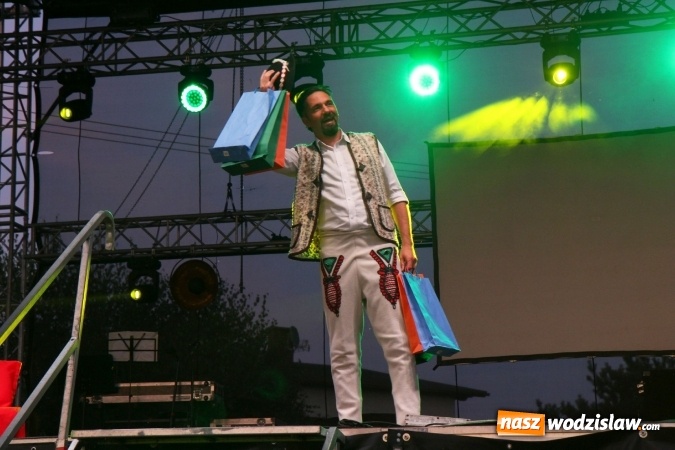 Zdjęcie w galerii na portalu naszwodzislaw.com: Kabaret Młodych Panów bawił publiczność w Lubomi wiadomości z regionu