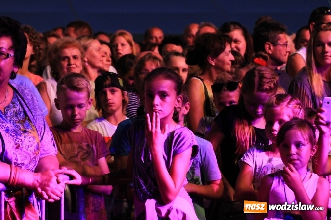 Zdjęcie w galerii na portalu naszwodzislaw.com: Kabaret Młodych Panów bawił publiczność w Lubomi wiadomości z regionu