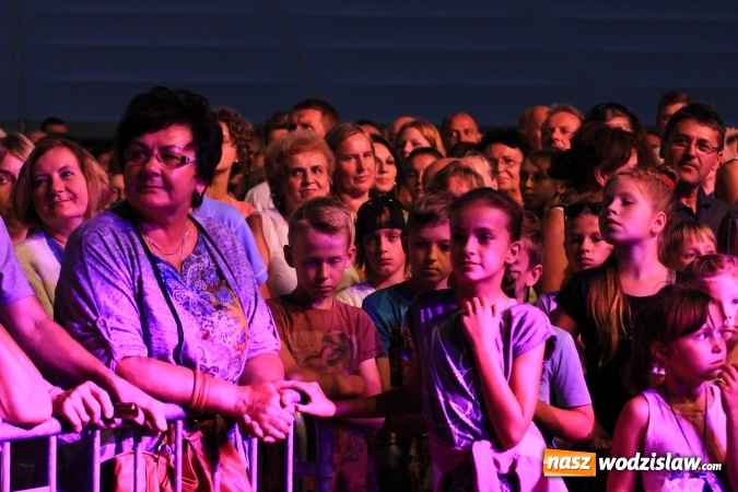 Zdjęcie w galerii na portalu naszwodzislaw.com: Kabaret Młodych Panów bawił publiczność w Lubomi wiadomości z regionu