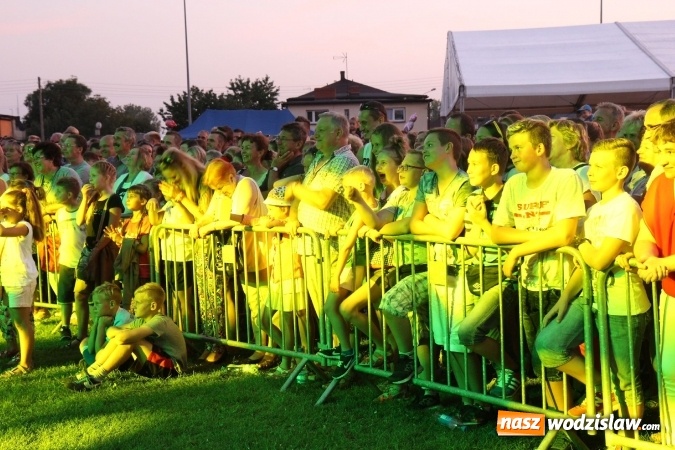 Zdjęcie w galerii na portalu naszwodzislaw.com: Kabaret Młodych Panów bawił publiczność w Lubomi wiadomości z regionu