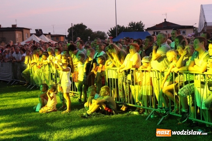 Zdjęcie w galerii na portalu naszwodzislaw.com: Kabaret Młodych Panów bawił publiczność w Lubomi wiadomości z regionu