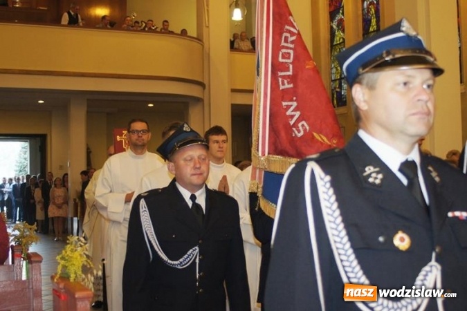 Zdjęcie w galerii na portalu naszwodzislaw.com: Połomscy rolnicy podziękowali za tegoroczne plony  wiadomości z regionu