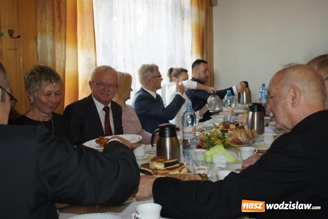 Zdjęcie w galerii na portalu naszwodzislaw.com: Połomscy rolnicy podziękowali za tegoroczne plony  wiadomości z regionu