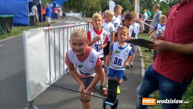 Zdjęcie w galerii na portalu naszwodzislaw.com: Biathlon dla każdego. Dobry start uczniów ze Szkoły Podstawowej nr 21 wiadomości z regionu