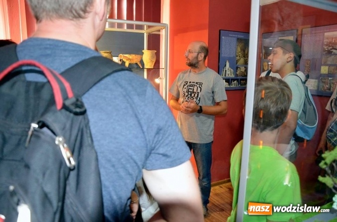 Zdjęcie w galerii na portalu naszwodzislaw.com: Europejskie Dni Dziedzictwa. Zwiedzali średniowieczne grodziska w Lubomi wiadomości z regionu