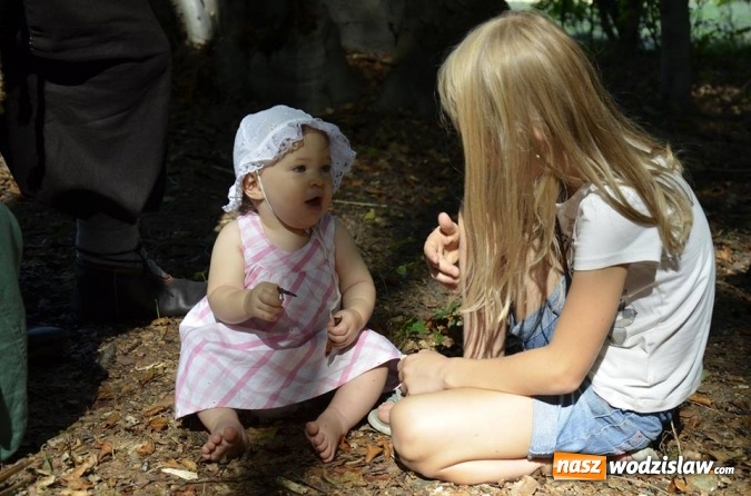 Zdjęcie w galerii na portalu naszwodzislaw.com: Europejskie Dni Dziedzictwa. Zwiedzali średniowieczne grodziska w Lubomi wiadomości z regionu