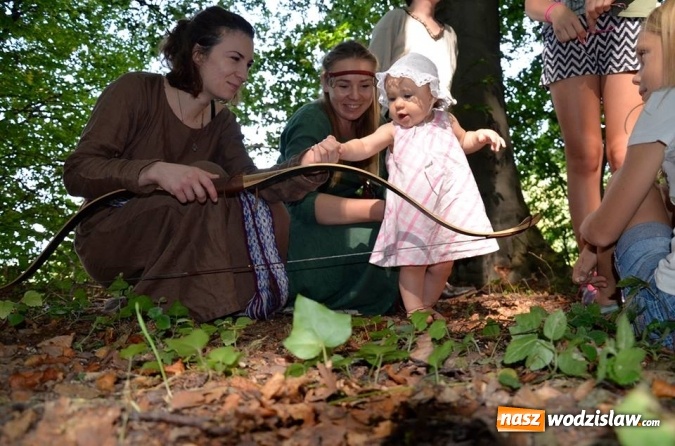 Zdjęcie w galerii na portalu naszwodzislaw.com: Europejskie Dni Dziedzictwa. Zwiedzali średniowieczne grodziska w Lubomi wiadomości z regionu