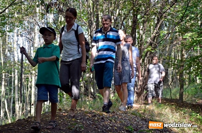 Zdjęcie w galerii na portalu naszwodzislaw.com: Europejskie Dni Dziedzictwa. Zwiedzali średniowieczne grodziska w Lubomi wiadomości z regionu
